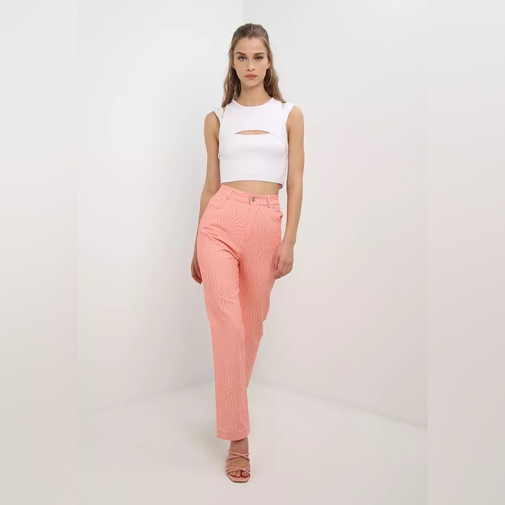PepperMayo Coral/Peach High-Waisted Straight Leg Jeans • Size 8 • Pastel Denim